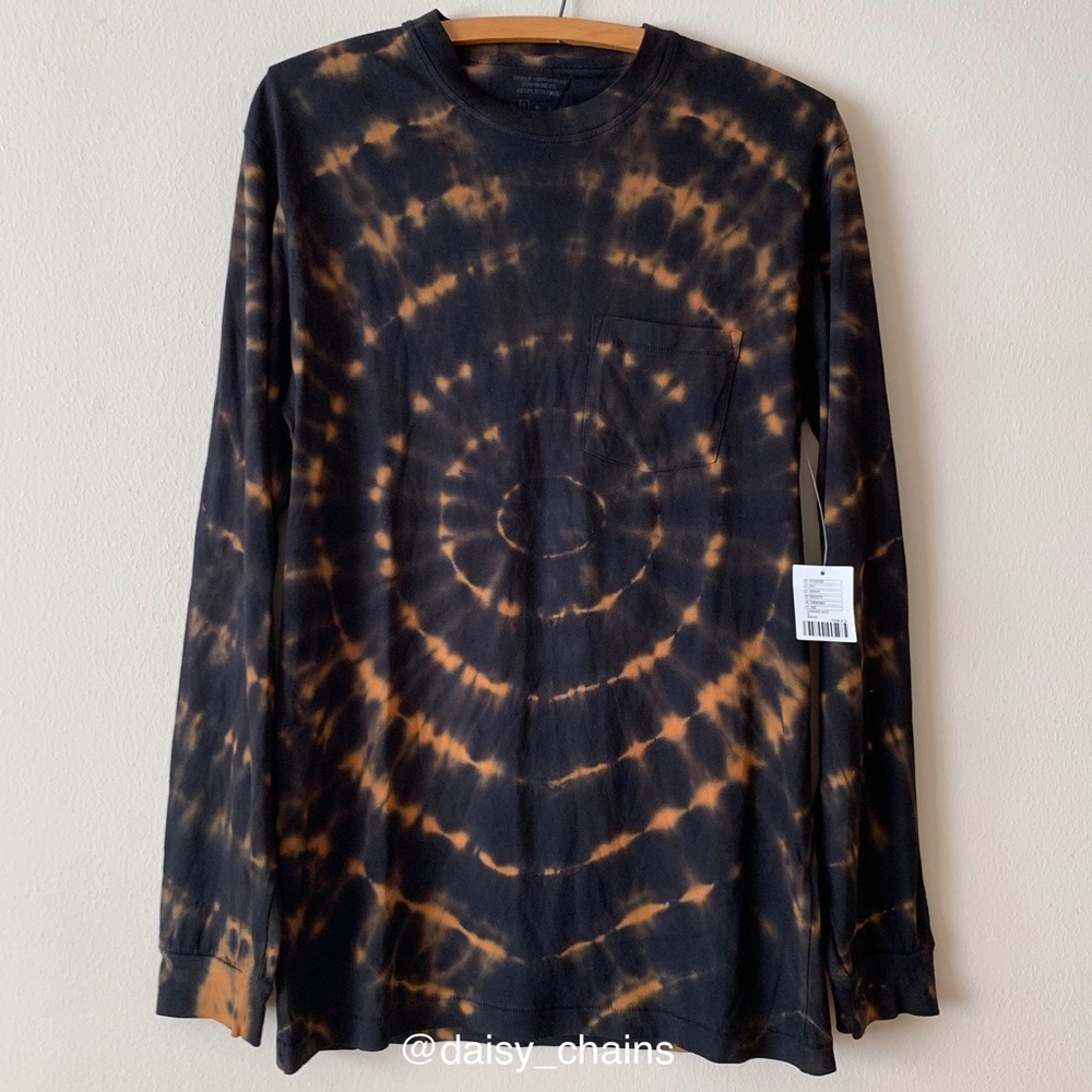 UO Tie Dye Long-Sleeved T-Shirt